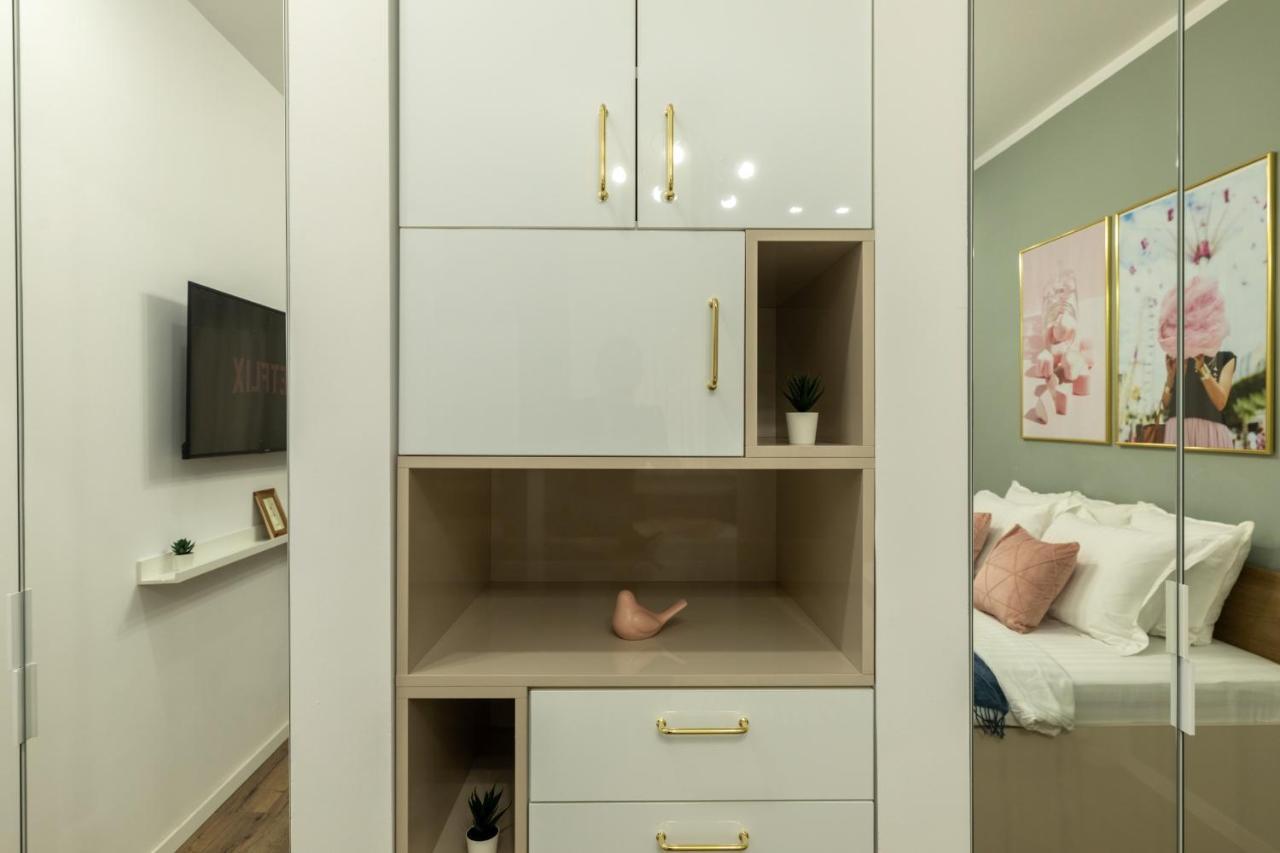 Dream Home - Prime Location 2Br Apt In Bukarest Exteriör bild