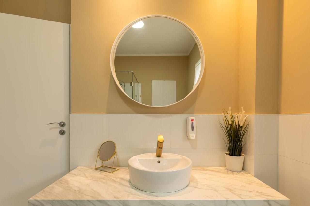 Dream Home - Prime Location 2Br Apt In Bukarest Exteriör bild