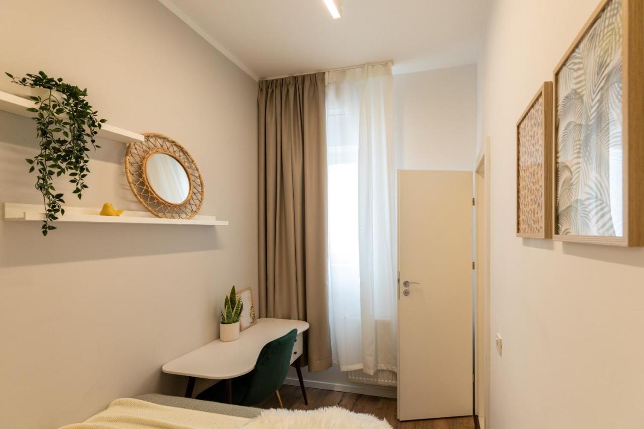 Dream Home - Prime Location 2Br Apt In Bukarest Exteriör bild